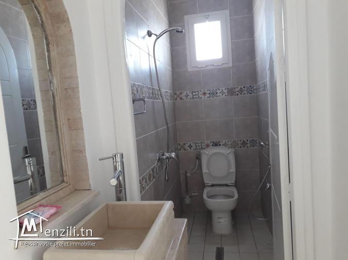 A louer Villa s+3 style Djerbien