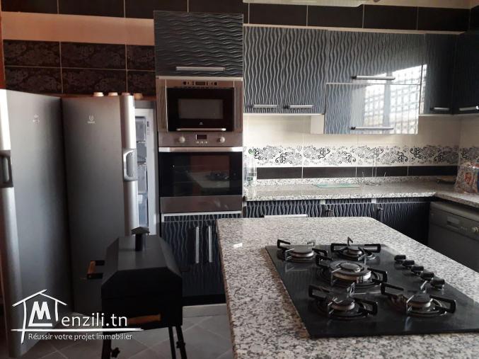 belle villa duplex  pour une location annuelle