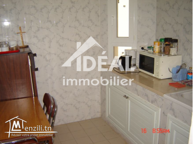 A vendre un bureau au Lac 1