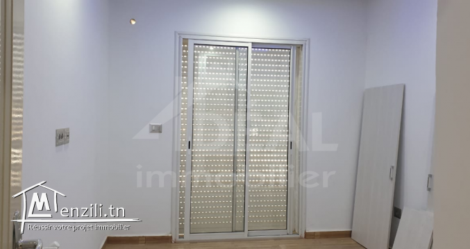 Immeuble nouvellement construit à Cité El Hidhab – Fouchana