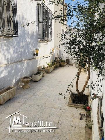 VILLA REZ DE CHAUSSEE TITREE