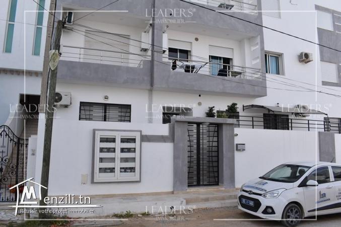 Un Bel Appartement près Théâtre Hammamet  27 246 307