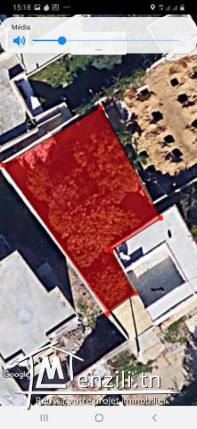 un superbe terrain à rue du parc