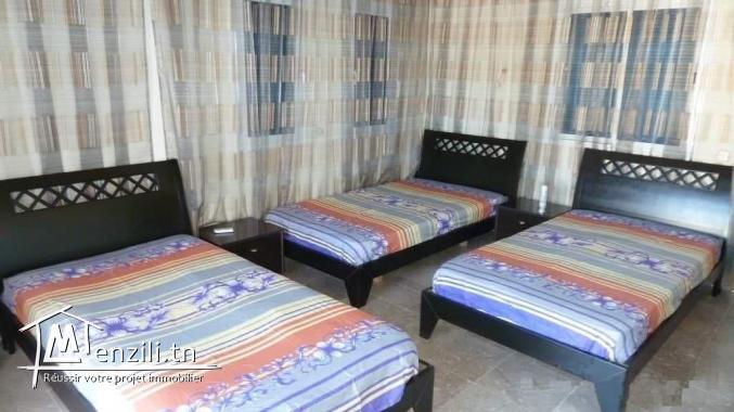 location annuelle villa avec piscine (s+5) Zone touristique