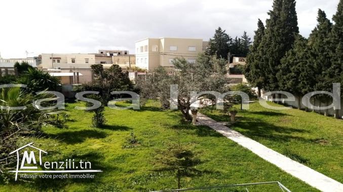 un superbe villa en plein soukra