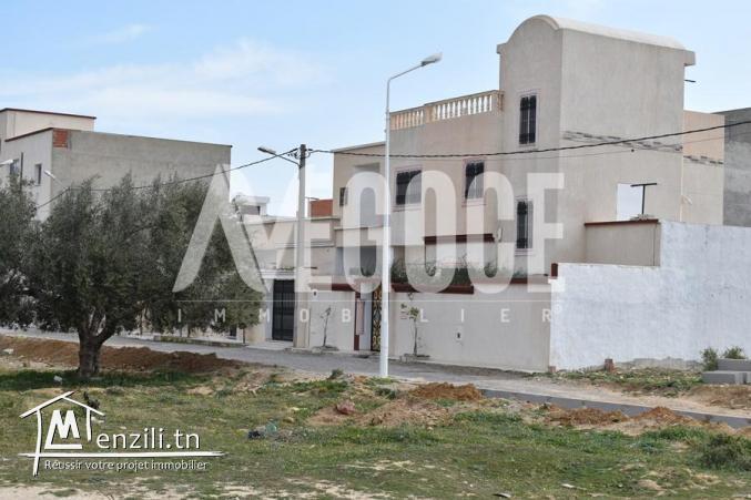 un superbe terrain de 458 m2