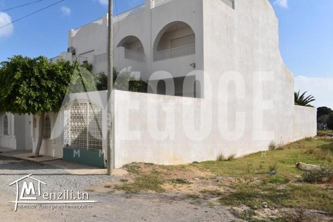 un terrain à kharouba hammamet