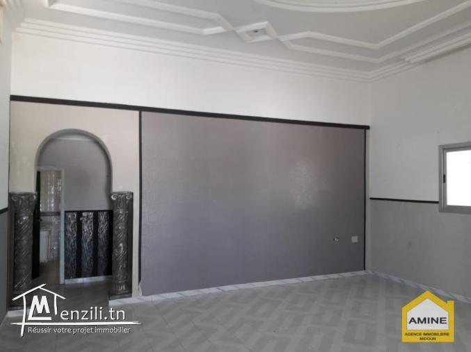 Villa (s+3) non meublée à louer à Djerba Midoun Tezdaine