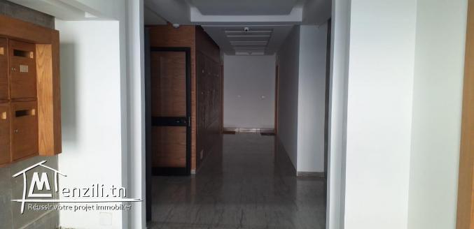 appartement 132 m2 à la soukra