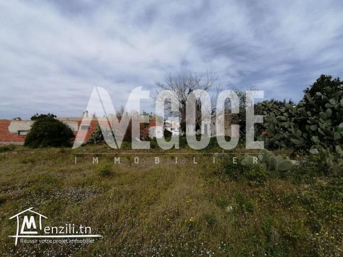 un superbe terrain de 400 m2 