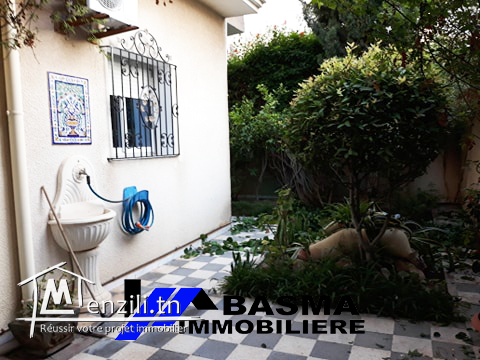 Appartement Rez de chaussée à Khézama Ouest