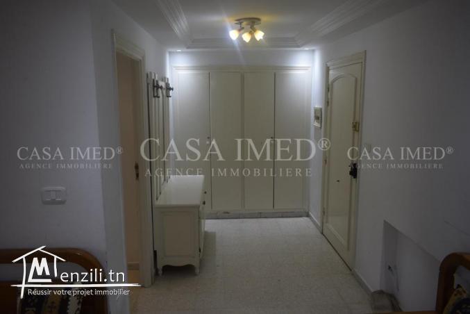 appartement au Rc en plien zone touristique Mrezga