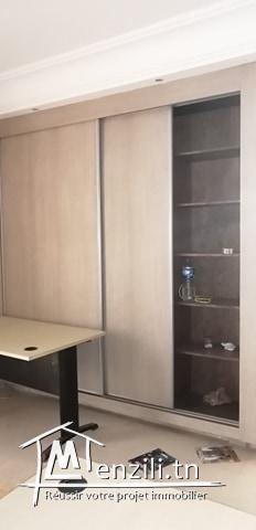 Espace de travail aux berges du lac