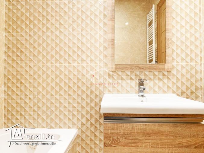 Appartement 4 pièces / 3 chambres de 138 m² en location