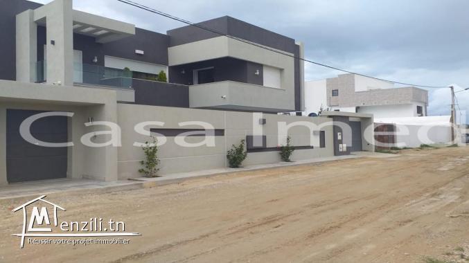 un superbe terrain de 325 m2