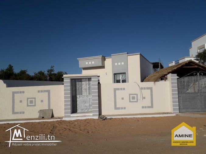 Jolie petite maison de plain-pied titré à vendre à Djerba Midoun.
