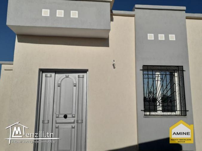 Jolie petite maison de plain-pied titré à vendre à Djerba Midoun.
