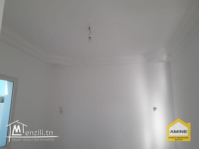 Jolie petite maison de plain-pied titré à vendre à Djerba Midoun.