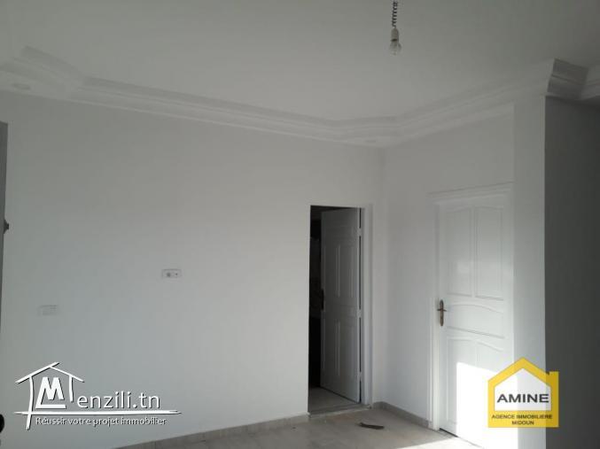 Jolie petite maison de plain-pied titré à vendre à Djerba Midoun.