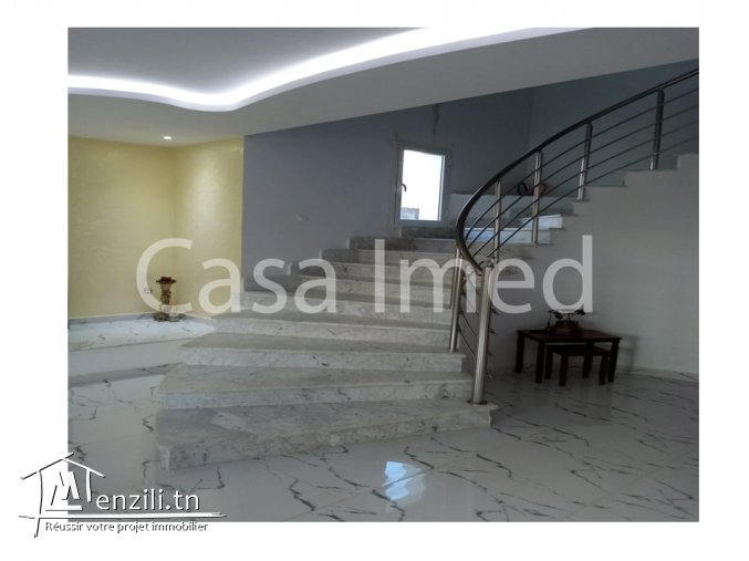 une villa a Mornaguia de 200 m2 