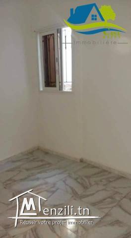 maison de 100 m² 70 milles DT