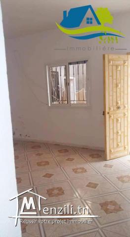 maison de 100 m² 70 milles DT