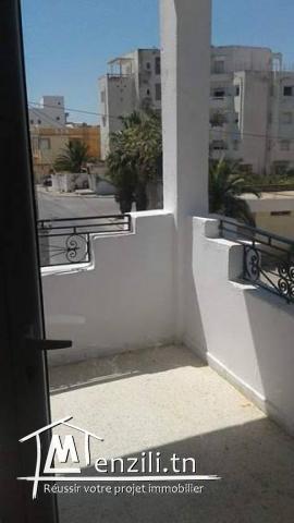 immeuble de deux etage à Rades Plage