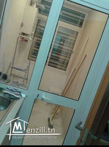 S+1 Haut standing - manar 1; à côté de l'école privée Hannibal.