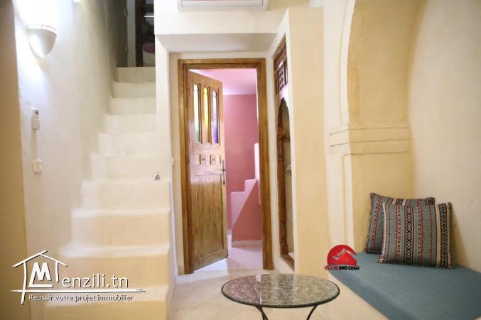 HOUCH DJERBIEN AVEC PISCINE EN ZONE URBAINE MIDOUN DJERBA