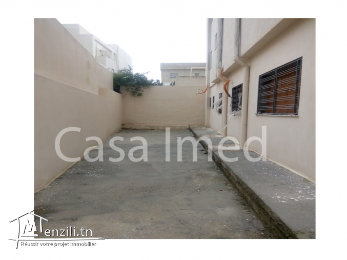 un immeuble à manouba