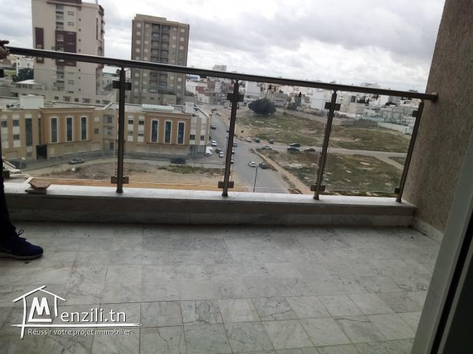 À vendre un appartement en s+2 à Cité caserne Sousse