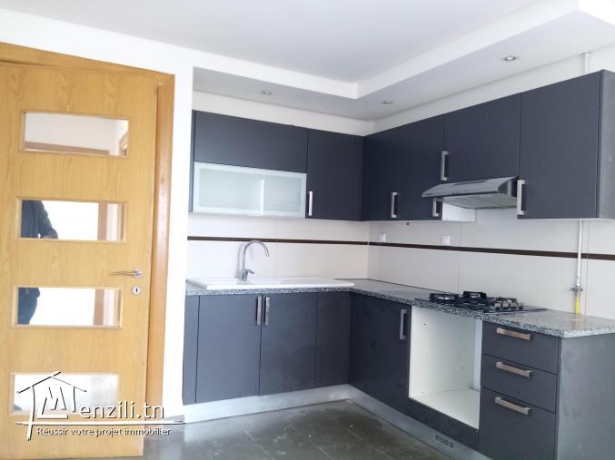 À vendre un appartement en s+2 à Cité caserne Sousse