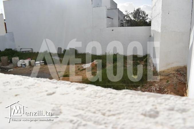 un superbe terrain clôture à Hammamet prés tour bleu