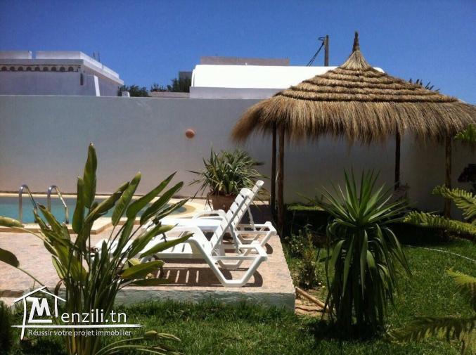 villa avec piscine L 102