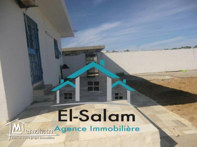 maison 1000m2 distance ala plage 300m