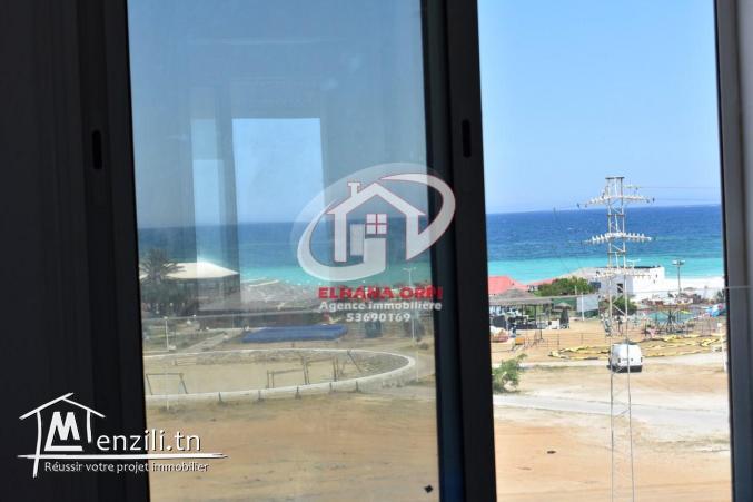 Appartement rejich pied dans l'eau avec vue sur mer pour vacance