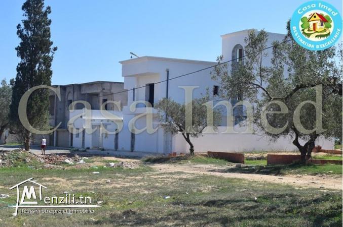 Terrain à vendre de 305 m2