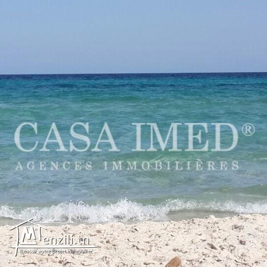 un beau terrain prés de la plage à manzel Hor