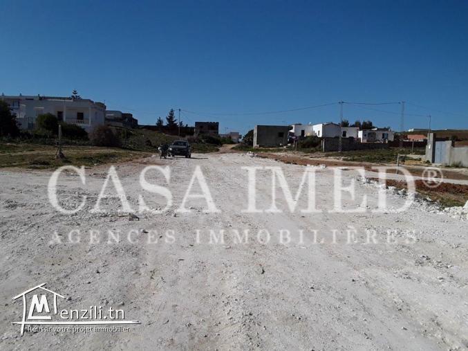 un beau terrain prés de la plage à manzel Hor