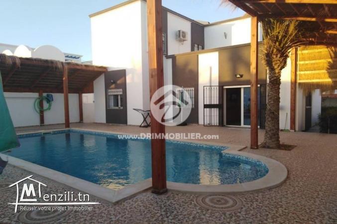 Superbe villa entièrement meublée avec piscine L91