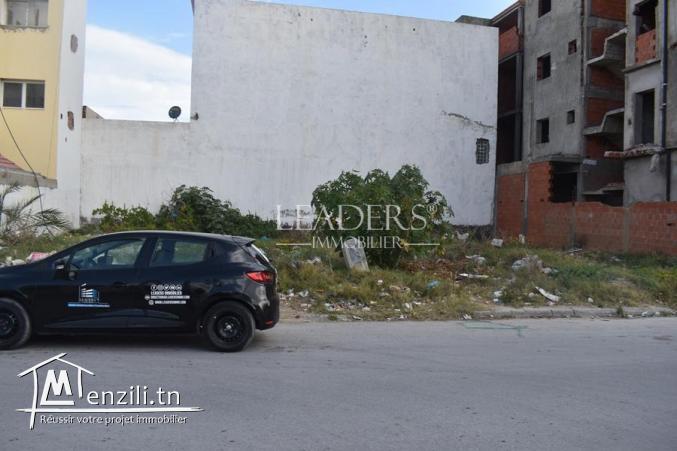 Terrain dans un emplacement stratégique a Borj Cedria