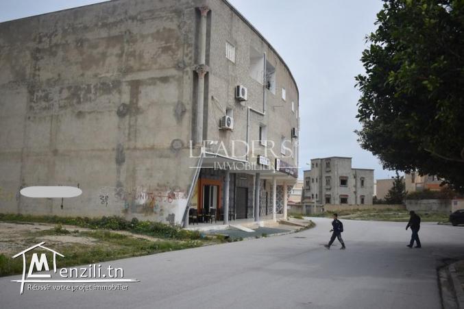 Terrain commercial sur deux façades a Borj Cedria