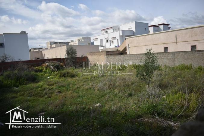 terrain viabilisé et clôturé dans un emplacement stratégique à Borj Cedria