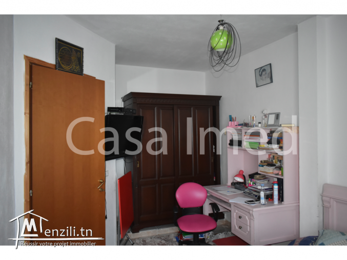 une grande villa 4 étage