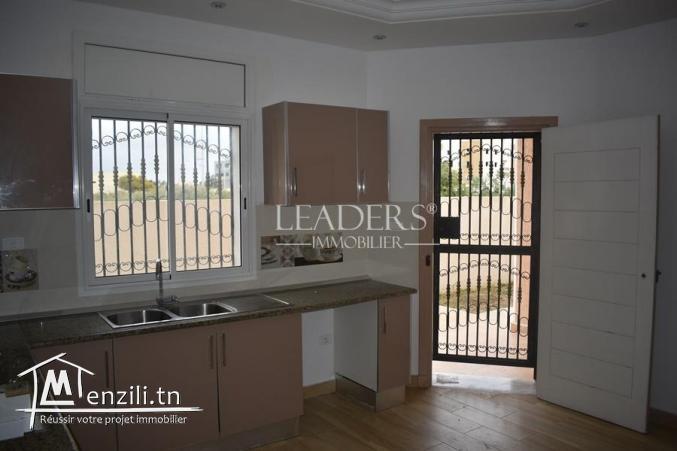 Maison avec étage inachevée a Borj cedria