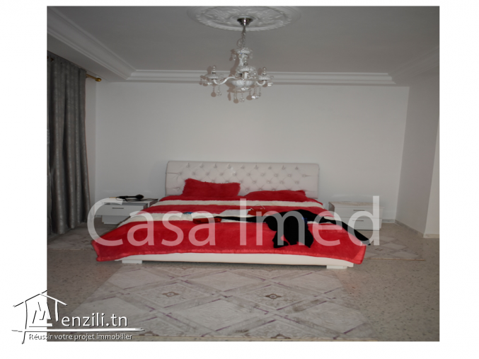 une grande villa située  à slimane khahia Manouba