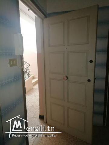 Appartement vaste, joli et entretenu