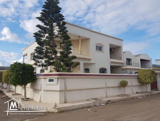 une belle villa haut standing situé a korba nabeul