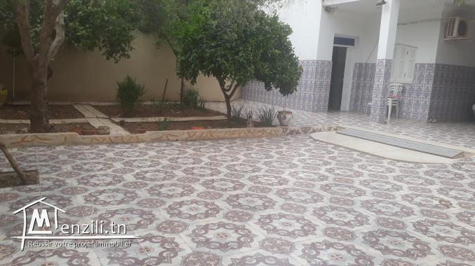 Une belle villa de 448 m2