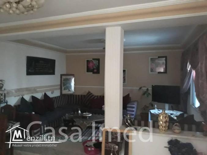 une maison  à Cité Elbasatin  mnihla